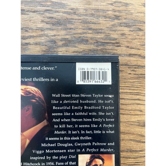 A Perfect Murder 1998 DVD Thriller Michael Douglas Gwyneth Paltrow Pre-Owned - Picture 4 of 4